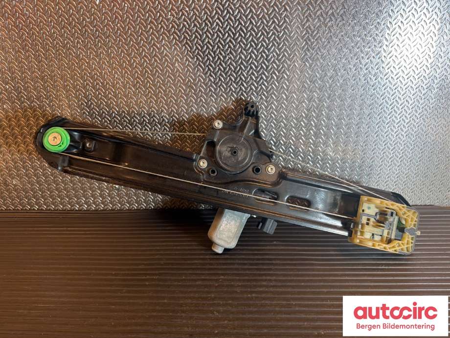 Ruteheis venstre bak til Ford Ranger / Ranger Raptor 2015-2022 (FORD|2515459|AB39-2627001-BG|)