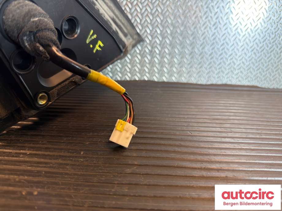 Speil venstre til Mitsubishi Pajero 2000-2006 (Type III)  (MITSUBISHI|MR978757|)