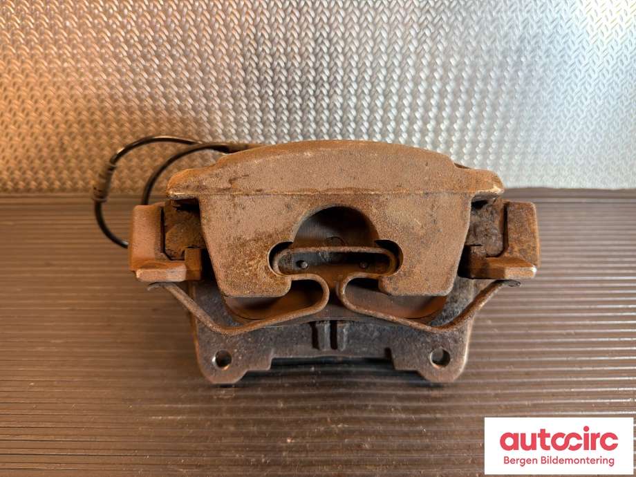 Bremsecaliper venstre foran til Jaguar I-PACE 2018-->>  (JAGUAR|T2H7447|GX732B302CA|)