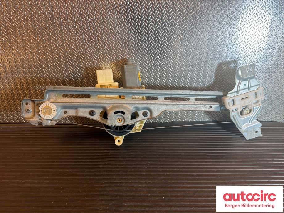 Ruteheis høyre bak til Peugeot 308 2013-2021 (Type II)  (Peugeot|98 162 734 80|98 260 803 80|9678189980)