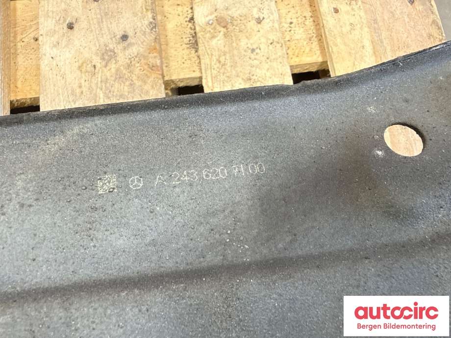 Diverse deler til Mercedes EQB 2022-->> (MERCEDES|A 243 620 71 00|)
