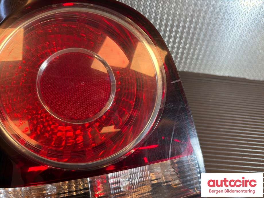 Baklykt venstre til VW Polo 2005-2009 (Type IV, Fase 2) (VOLKSWAGEN|6Q6 945 095 AB|)