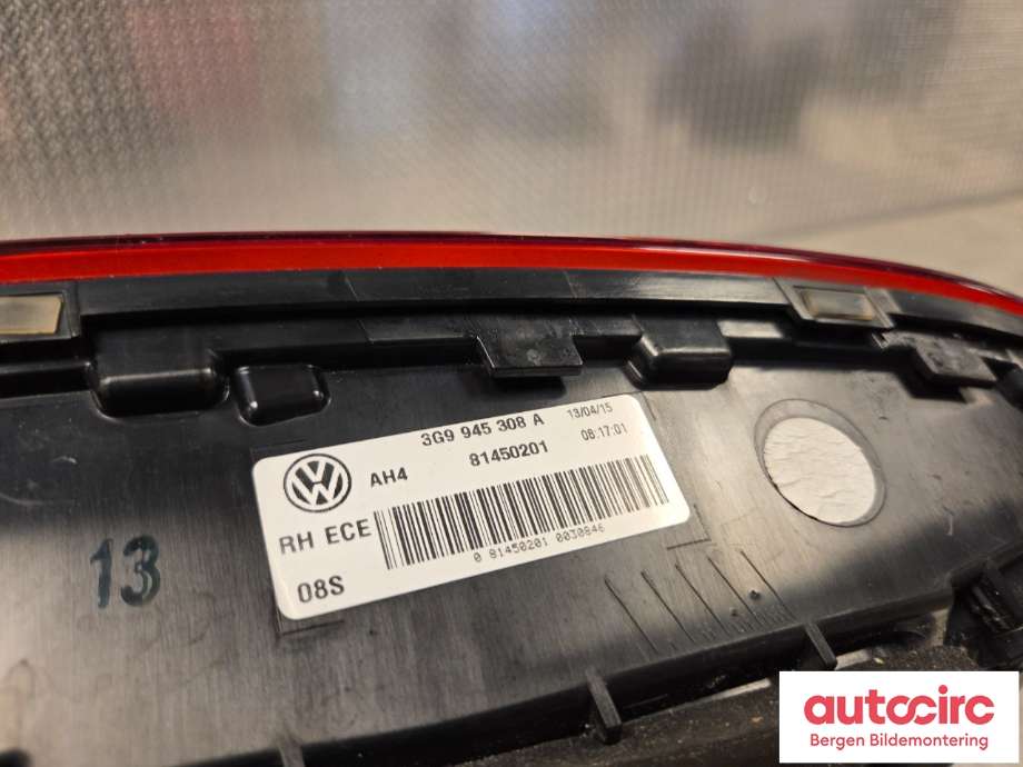 Baklykt høyre indre til VW Passat 2015-2019 (Fase 1) (B8) (B8) (VOLKSWAGEN|3G9 945 308 E|)