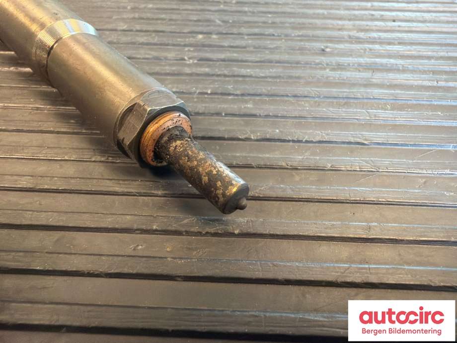 Dyse innsprøyting diesel til VW Golf VI 2008-2012  (VOLKSWAGEN|03L 130 277 S||03L130277B)