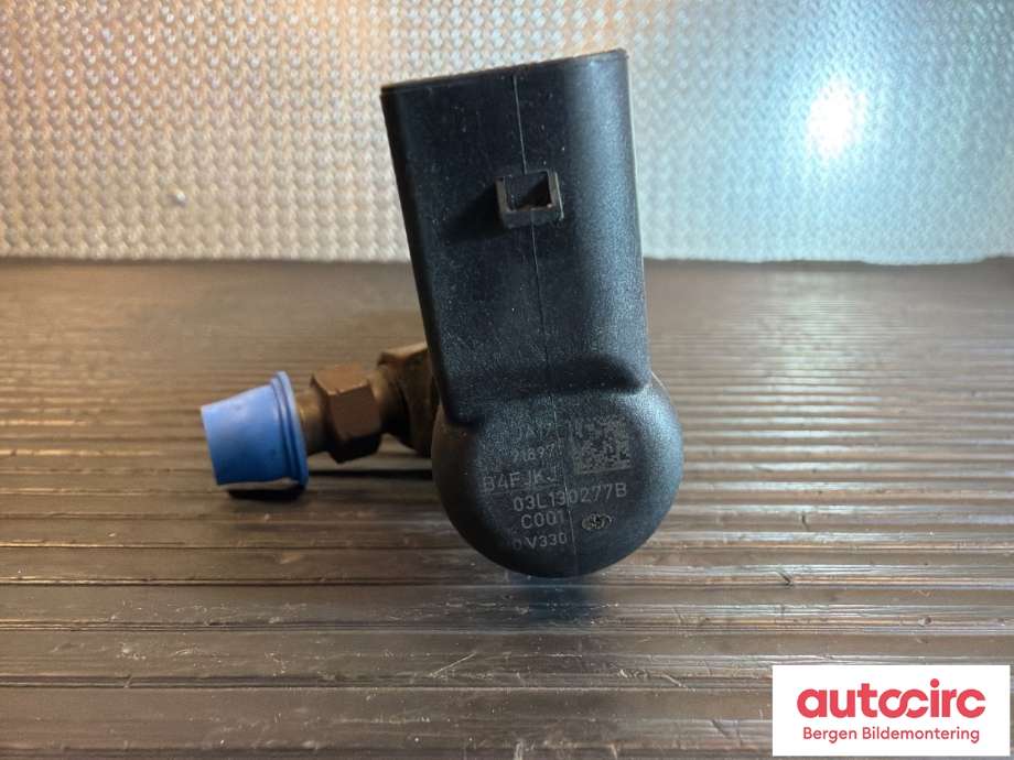 Dyse innsprøyting diesel til VW Golf VI 2008-2012  (VOLKSWAGEN|03L 130 277 S||03L130277B)