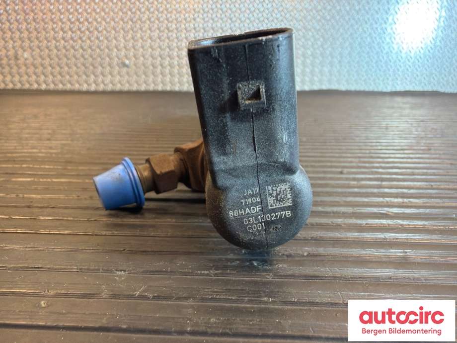 Dyse innsprøyting diesel til VW Golf VI 2008-2012  (VOLKSWAGEN|03L 130 277 S||03L130277B)