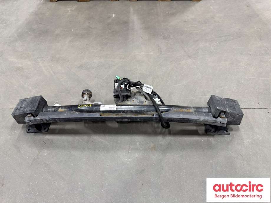 Hengerfeste til Volvo V90 / V90 CC / S90, 2016-->>  (VOLVO|32296483)