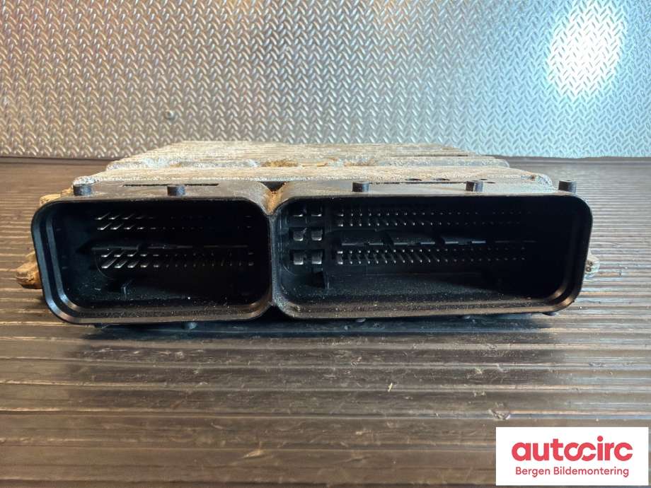 Styreenhet motor til VW Golf VI 2008-2012 (VOLKSWAGEN|03L 906 023 A|)