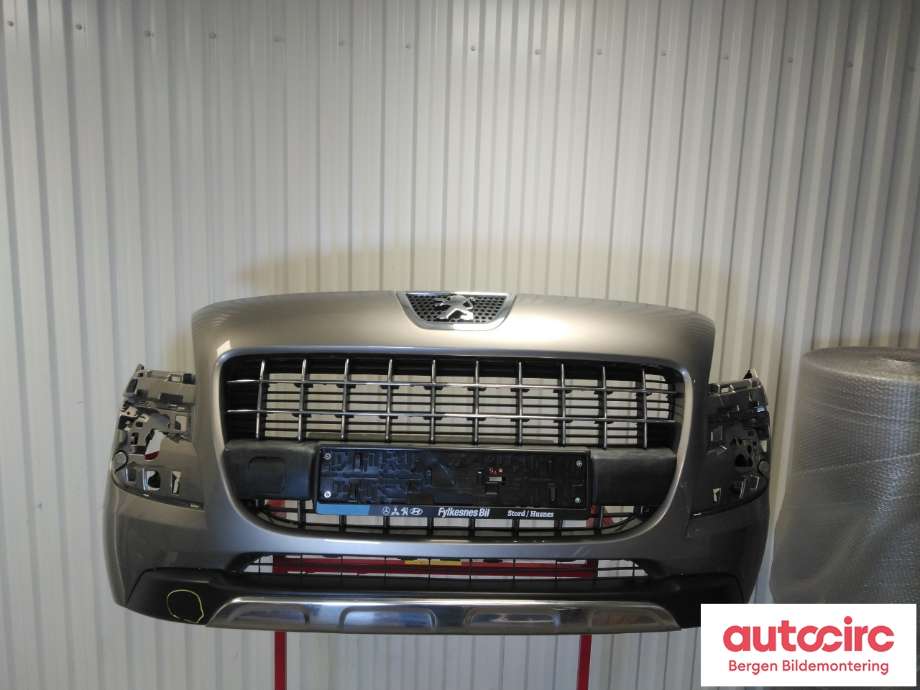 Støtfanger foran til Peugeot 3008 2009-2016 (Type I) (PEUGEOT|7401 RZ|)