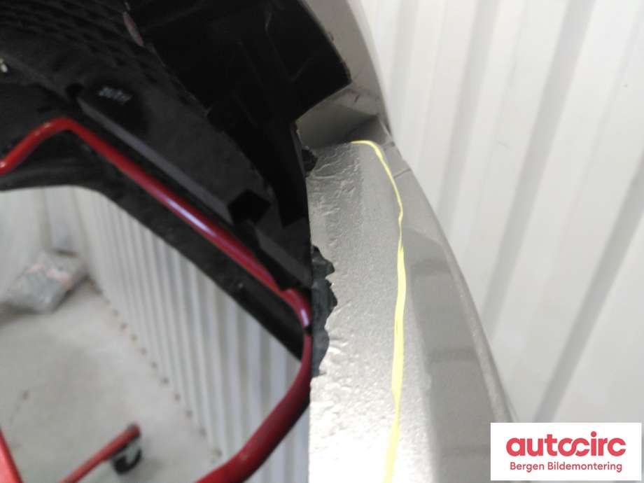 Støtfanger foran til Peugeot 3008 2009-2016 (Type I) (PEUGEOT|7401 RZ|)