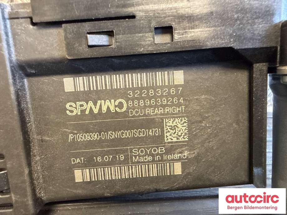 Ruteheis høyre bak til Volvo V90 / V90 CC / S90 2016-->>  (VOLVO|31349759|)