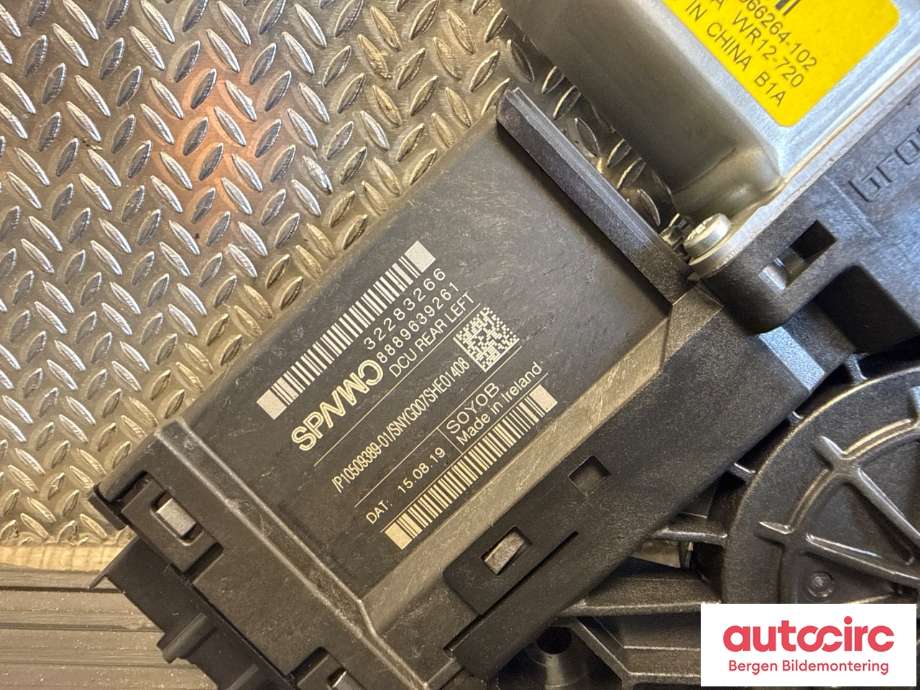 Ruteheis venstre bak til Volvo V90 / V90 CC / S90 2016-->>  (VOLVO|31349758|)