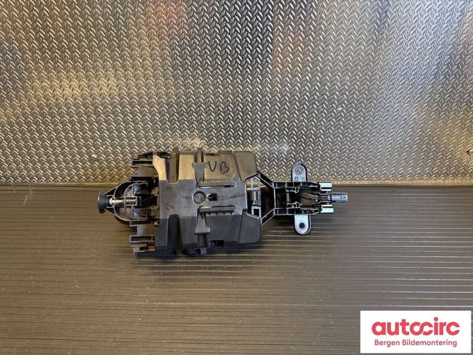 Dørhåndtak utv venstre bak til Volvo V90 / V90 CC / S90 2016-->> (VOLVO|31378254|40013440|)