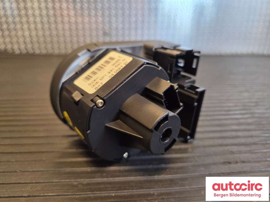 Bryter lys til Audi A3 2003-2008 (Type II, Fase 1)  (AUDI|8P1 941 531 N|)