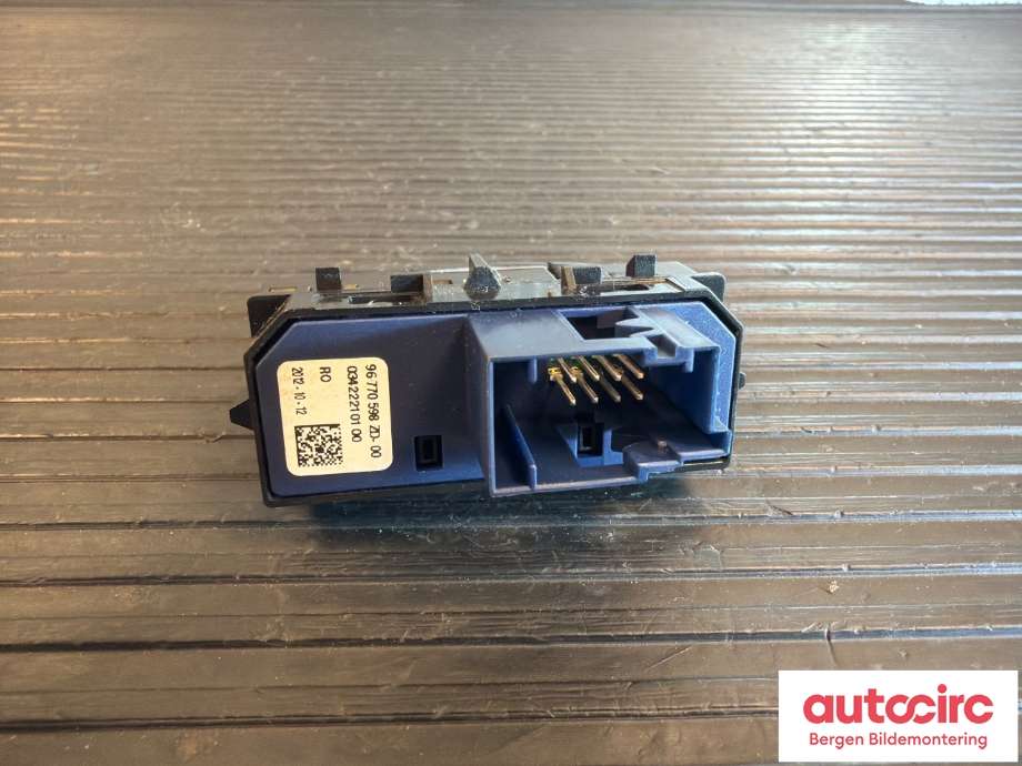 Bryter diverse til Peugeot 508 2011-2014 (Type I, Fase 1)  (PEUGEOT|96 770 598 ZD|)