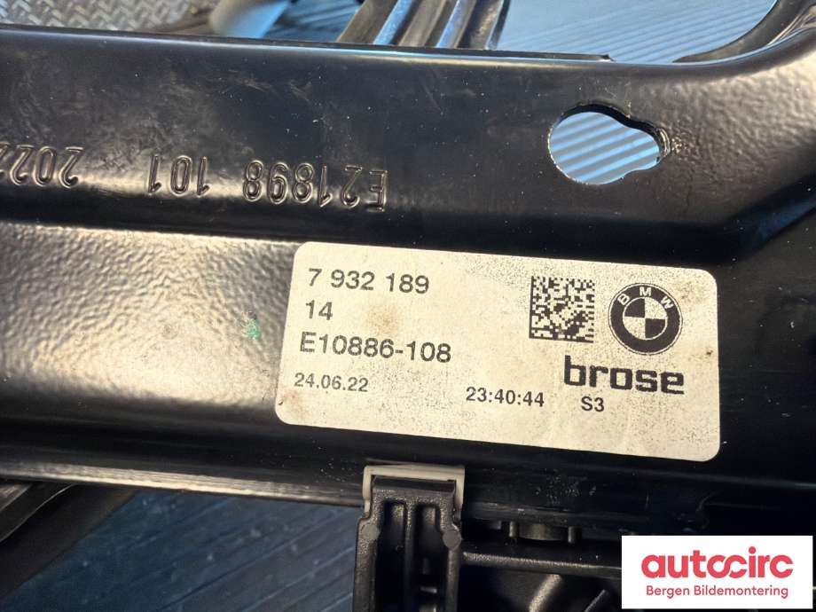 Ruteheis venstre bak til BMW iX 2021-->> (I20) (I20) (BMW|67 62 5 A84 FC1|51 35 5 A0D AB1|932189)
