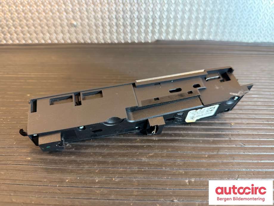 Bryter diverse til BMW X3 2010-2017 (F25) (F25) (BMW|61 31 9 267 892||61319202939)