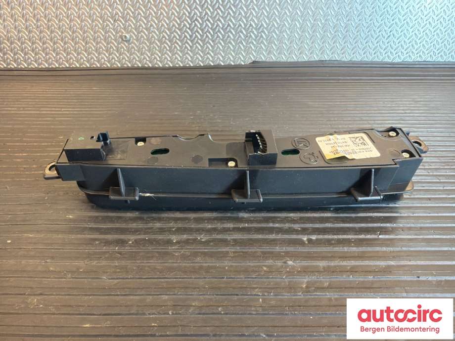 Bryter diverse til BMW X3 2010-2017 (F25) (F25) (BMW|61 31 9 267 892||61319202939)