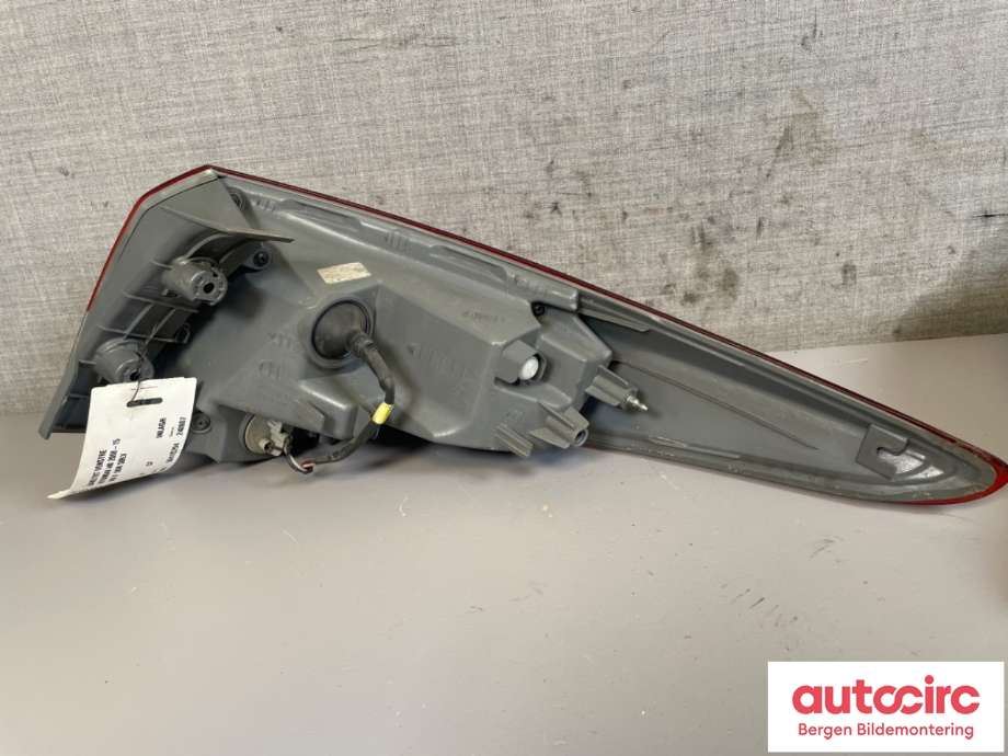 Baklykt venstre til Hyundai i40 2012-2017 (HYUNDAI|92401-3Z0|)