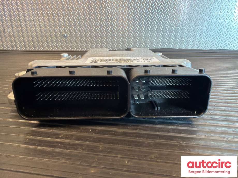Styreenhet motor til BMW X3 2010-2017 (F25) (F25) (BMW|13 61 8 576 333||8518477-01)