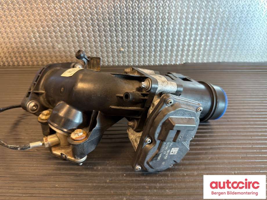 Spjeldhus til BMW X3 2010-2017 (F25) (F25) (BMW|11 61 7 810 765|13 54 7 810 752|)