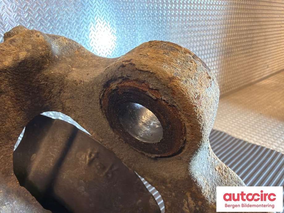 Hjulspindel høyre foran til Ford Ranger / Ranger Raptor 2015-2022  (FORD|2567196|JB3C-3K170-E2C|)