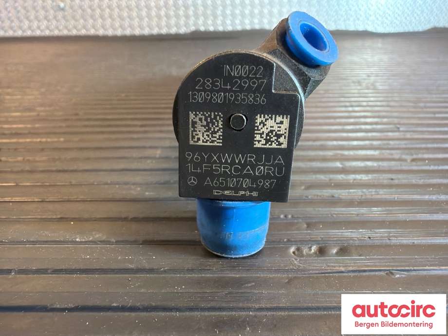 Dyse innsprøyting diesel til Mercedes E-Klasse, Coupe/Cab 2009-2013 (Fase 1) (C207) (C207) (MERCEDES|A 651 070 49 87|)