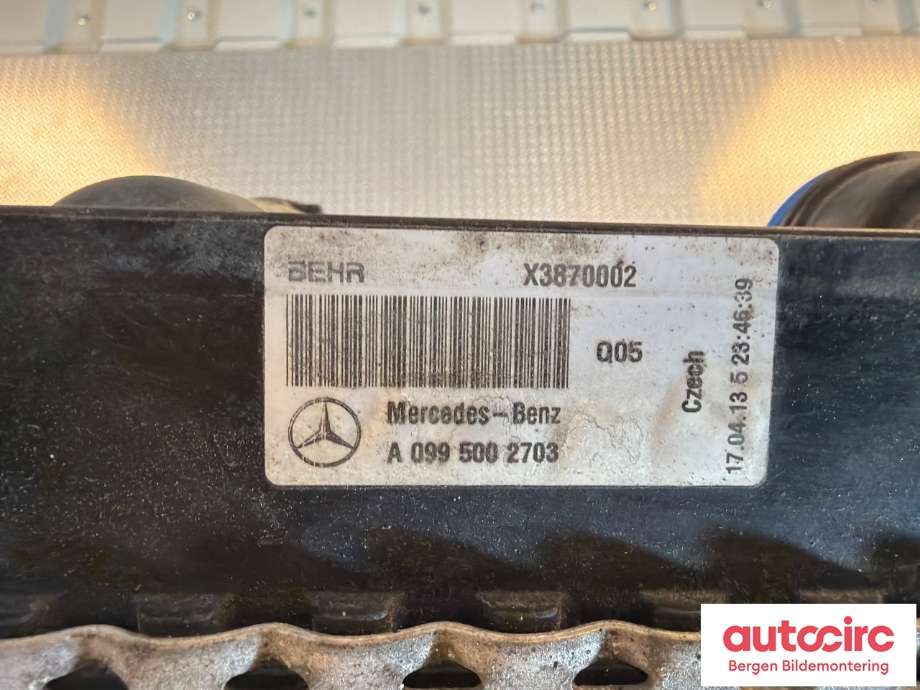 Radiator (automat gir) til Mercedes E-Klasse, Coupe/Cab 2009-2013 (Fase 1) (C207) (C207) (MERCEDES|A 099 500 27 03|A 099 500 62 03|)