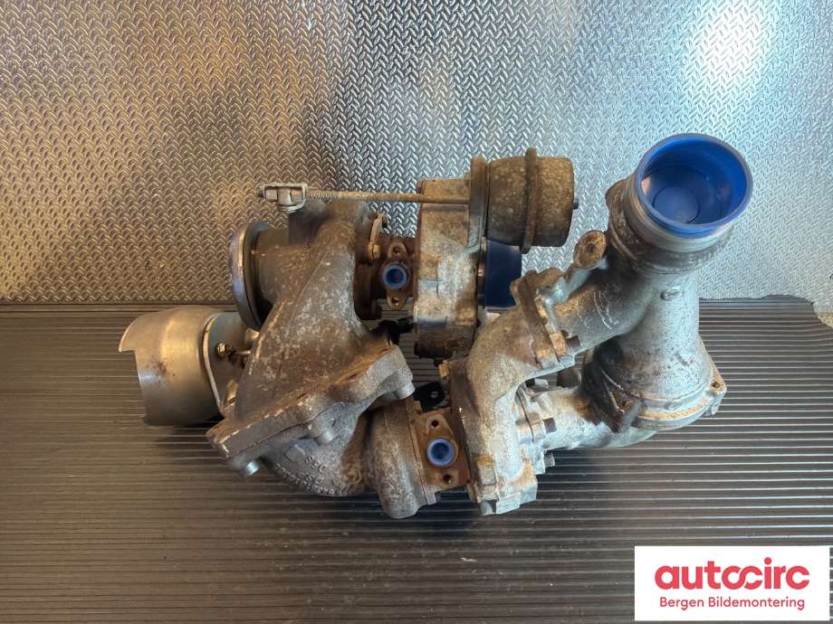 Turbo til Mercedes E-Klasse, Coupe/Cab, 2009-2013 (Fase 1) (C207) (C207) (MERCEDES|A 651 090 61 80)
