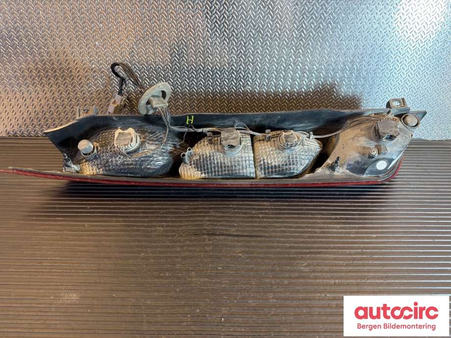 Baklykt høyre til Ford Transit Connect 2013-2018 Type II, Fase 1  (FORD|2390058|DT11-13404-AD|)