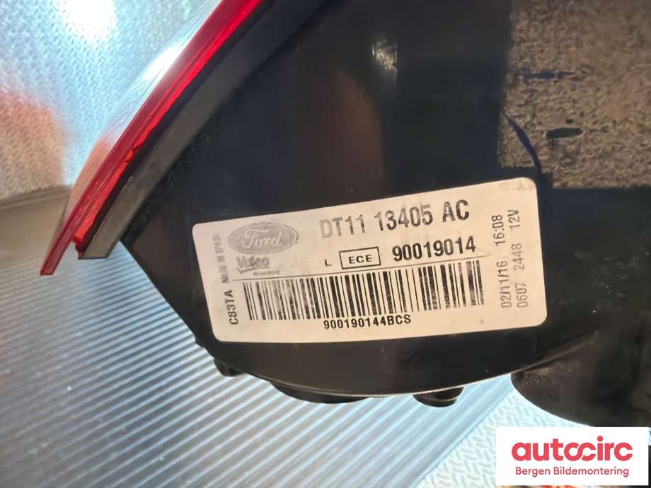 Baklykt venstre til Ford Transit Connect 2013-2018 Type II, Fase 1  (FORD|2390056|DT11-13405-AD|)
