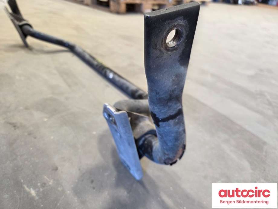 Stabilisatorstag foran til Mercedes C-Klasse 2014-2018 (Fase 1) (W205) (W205) (MERCEDES|A 205 323 09 65|)