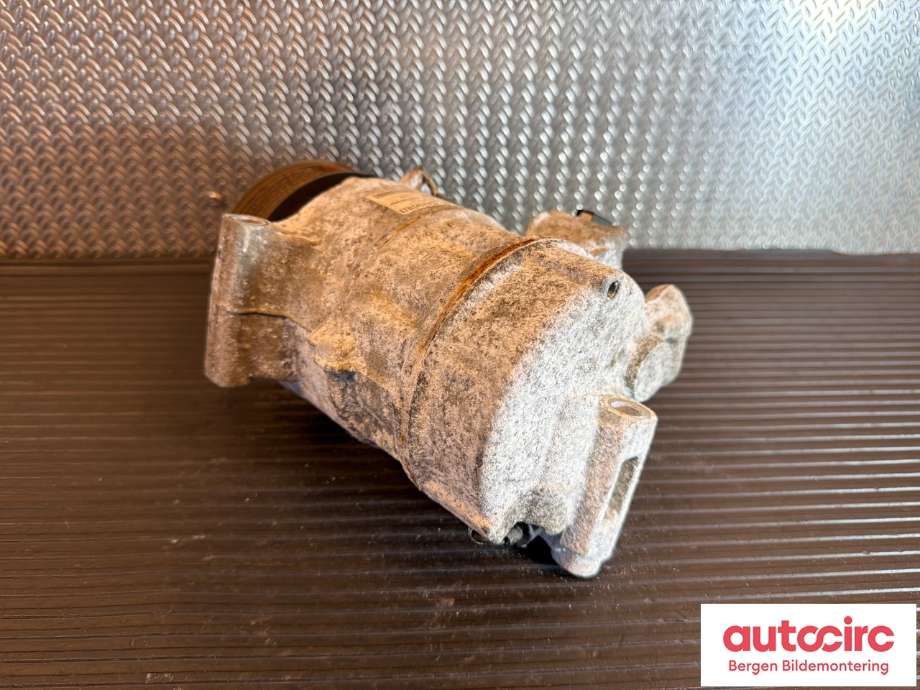Aircondition kompressor til Mercedes C-Klasse 2014-2018 (Fase 1) (W205) (W205) (MERCEDES|A 000 830 40 02|A 000 830 30 02|)