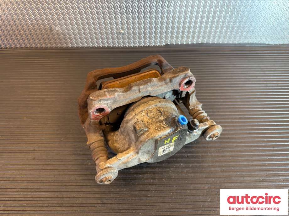 Bremsecaliper høyre foran til Mercedes C-Klasse 2014-2018 (Fase 1) (W205) (W205) (MERCEDES|A 205 421 06 81|)