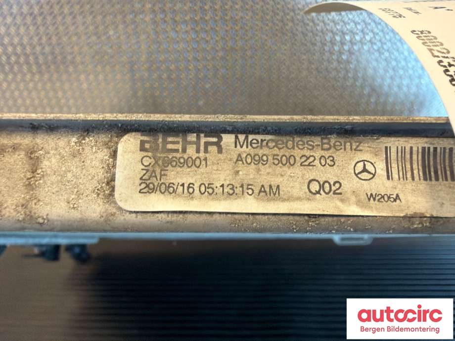 Radiator (automat gir) til Mercedes C-Klasse 2014-2018 (Fase 1) (W205) (W205) (MERCEDES|A 099 500 22 03|)