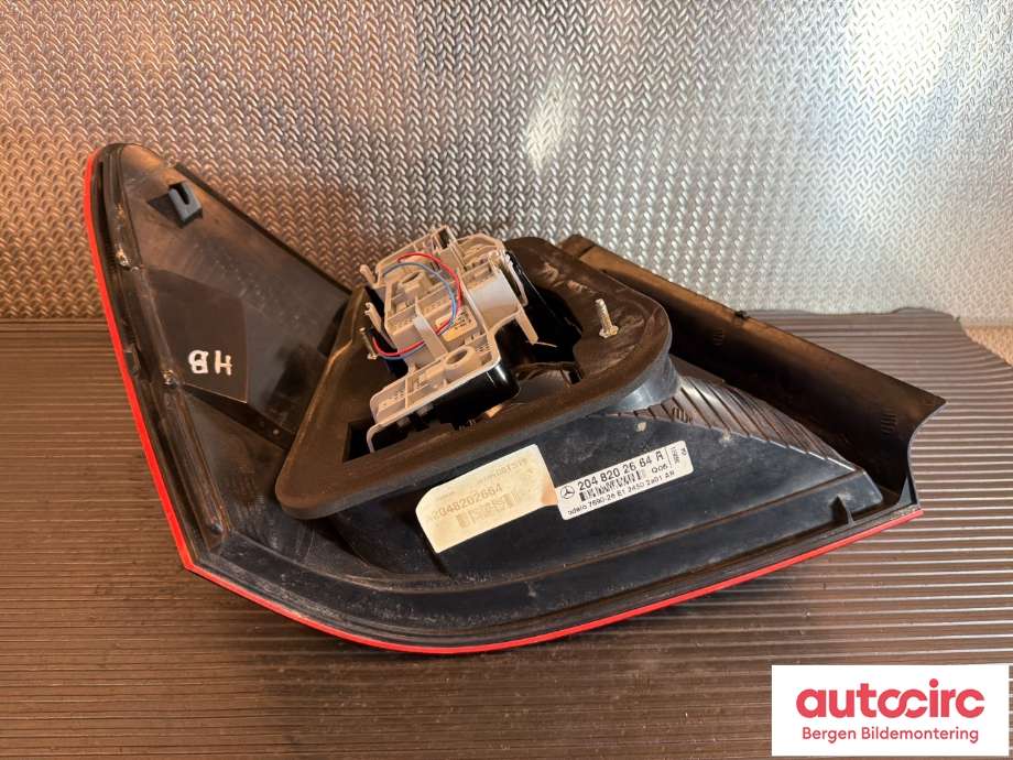 Baklykt høyre til Mercedes GLK 2008-2015 (X204) (X204) (MERCEDES|A 204 820 26 64|)