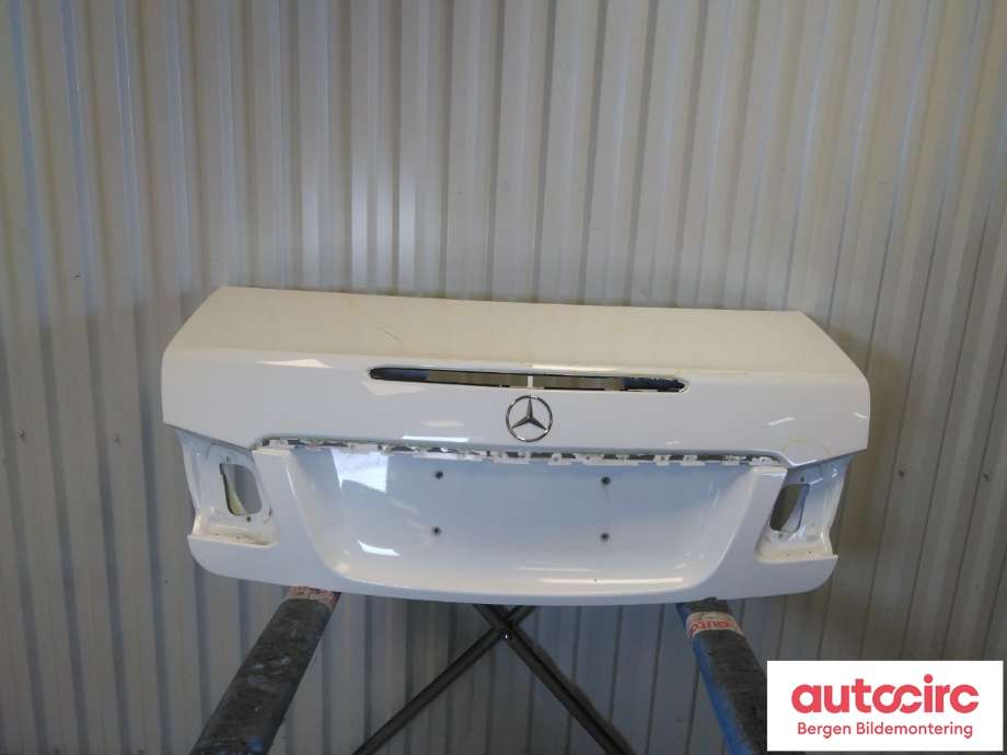 Bakluke sedan til Mercedes E-Klasse, Coupe/Cab, 2009-2013 (Fase 1) (C207) (C207) (MERCEDES|A 207 750 01 75 64)