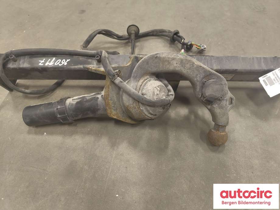 Hengerfeste til Ford Mondeo 2014-2019 (Type V, Fase 1)  (FORD|2368465|AMDS7J-19D520-CC|)