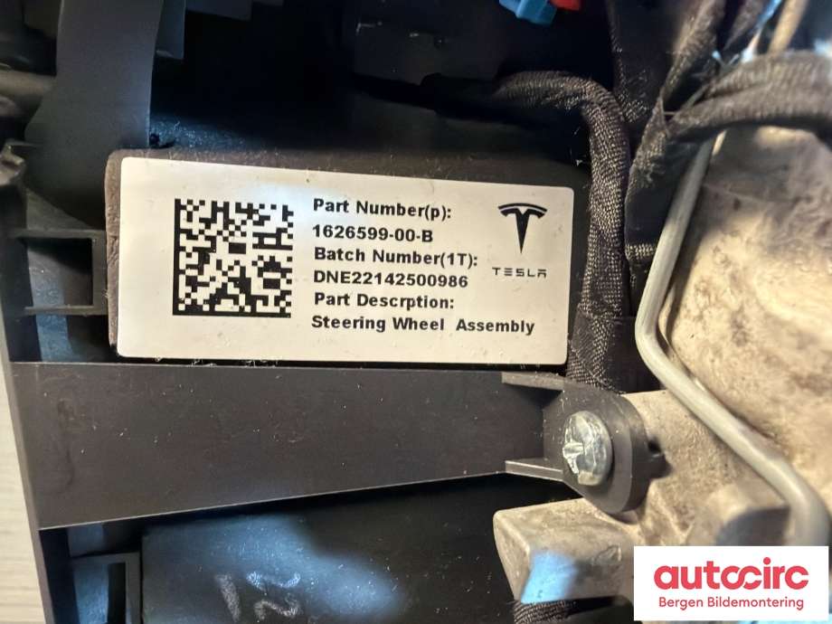 Ratt til Tesla Model Y 2021-2024 (Type I) (TESLA|1626599-00-B|)