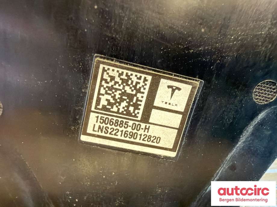Kamera til Tesla Model Y 2021-2024 (Type I)  (TESLA|1506885-00-H|)