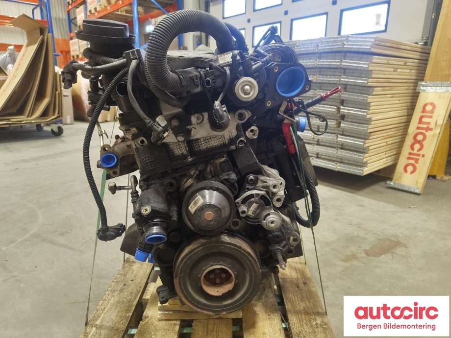 Motor diesel til BMW 5-Serie 2010-2017 (F10/F11) (F10/F11) (BMW|11 00 2 240 249|)