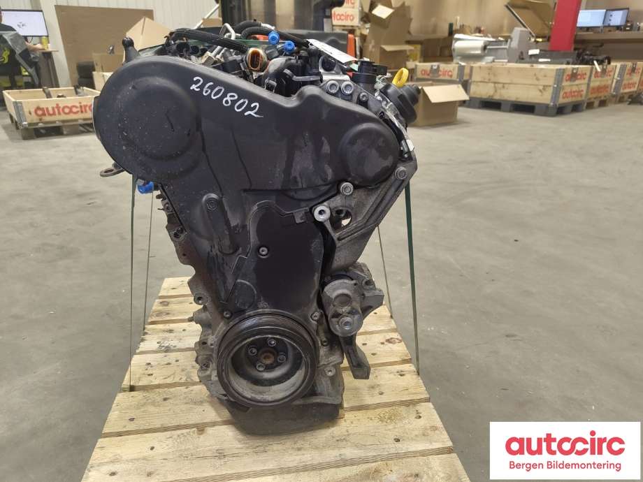 Motor diesel til Škoda Superb 2008-2015 (Type II) (SKODA|03L 100 034|03L 100 090 R|)