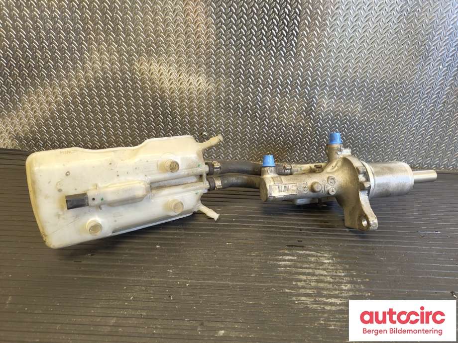 Bremsepumpe hoved til Mercedes Vito/Viano 2010-2014 (Fase 2) (W639) (W639) (MERCEDES|A0004317401|A6394300002|)