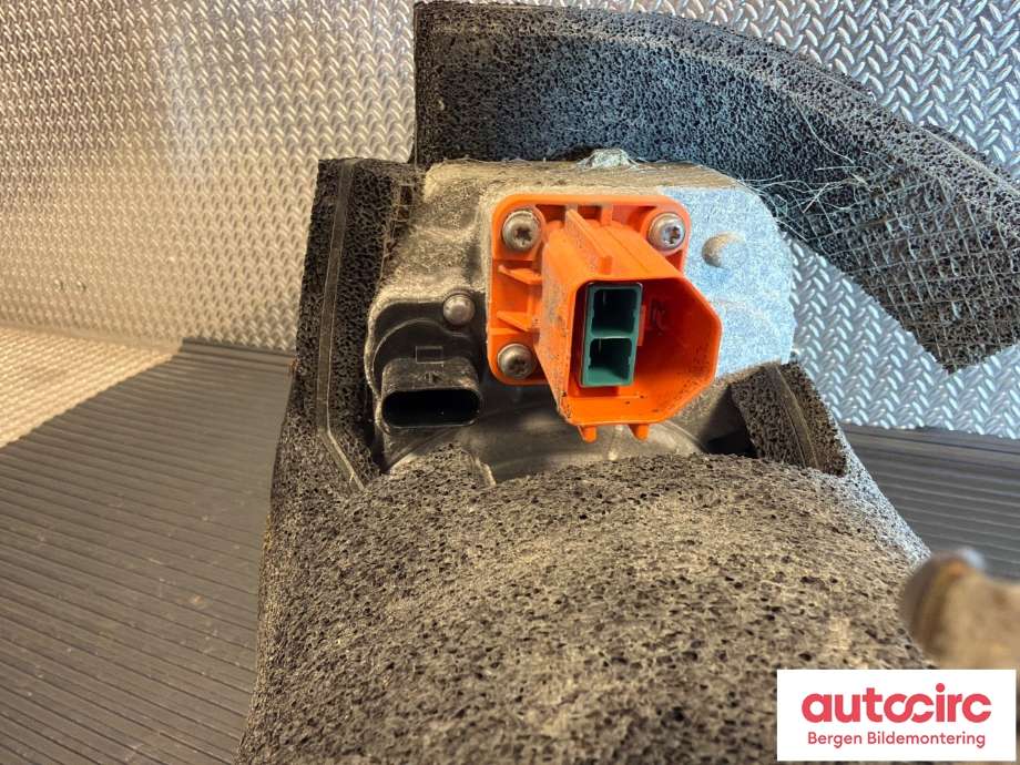 Aircondition kompressor til Tesla Model Y 2021-2024 (Type I) (TESLA|1501256-01-M||1501256-01-L)