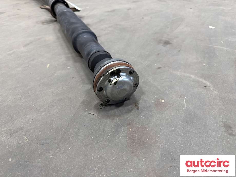 Mellomaksel til Mercedes GL 2006-2012 (X164) (X164) (A 164 410 33 02|)