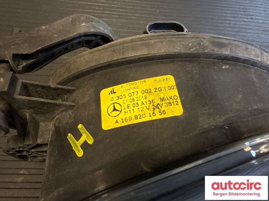 Tåkelykt høyre foran til Mercedes GL 2006-2012 (X164) (X164) (A 169 820 16 56|)