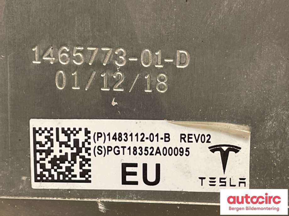 Diverse deler til Tesla Model 3 2018-2023 (Fase 1)  (TESLA|1465773-01-D|)