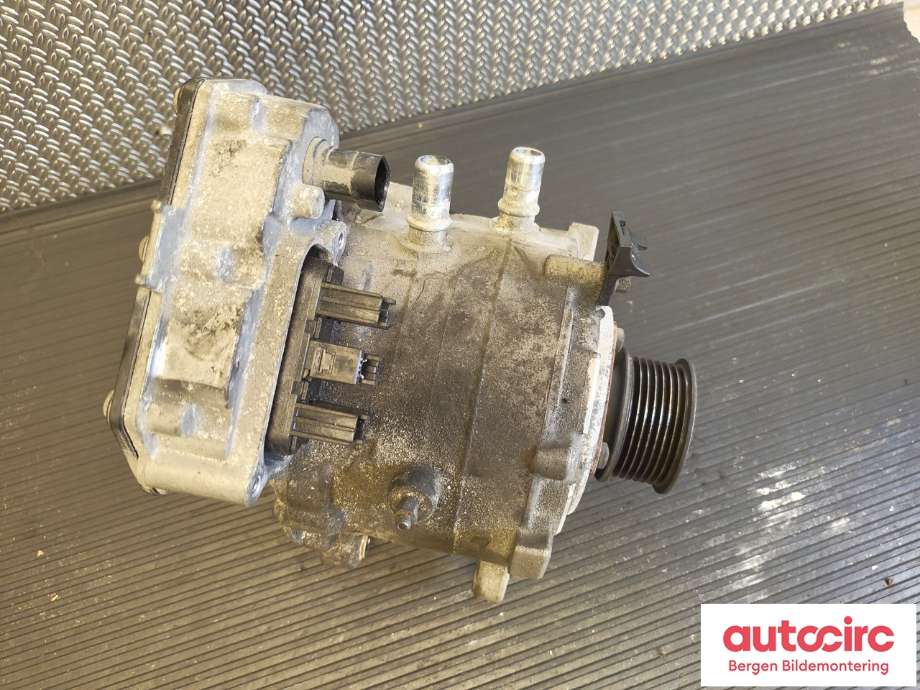 Diverse deler til Volvo V60/V60 CC 2013-2018 (Type I, Fase 2) (VOLVO|36050655|)