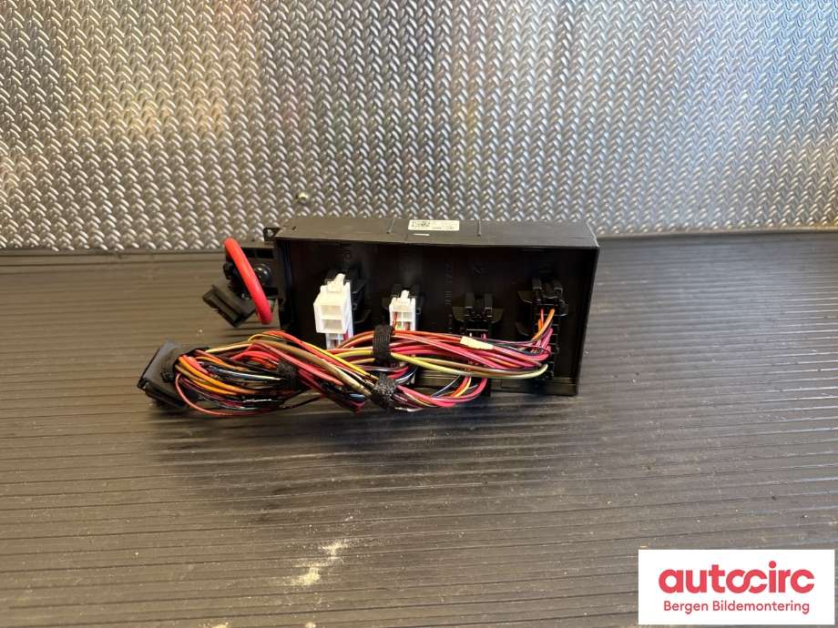 Sikringsboks til Mercedes GL 2006-2012 (X164) (X164) (A 164 540 29 72|A 164 540 06 72|)