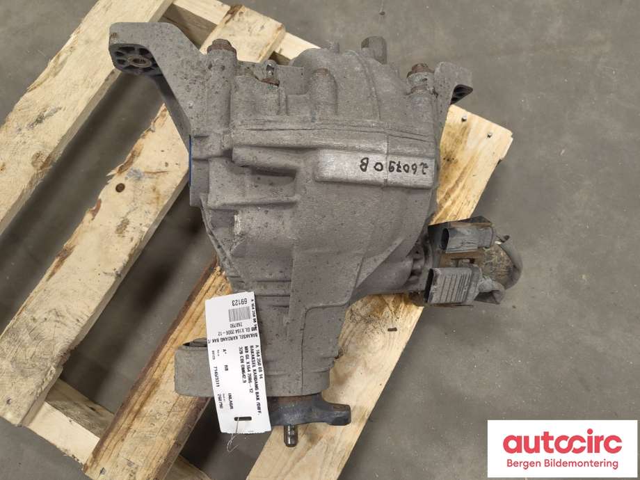 Kardang klokke bak til Mercedes GL 2006-2012 (X164) (X164) (A 164 350 08 14|)